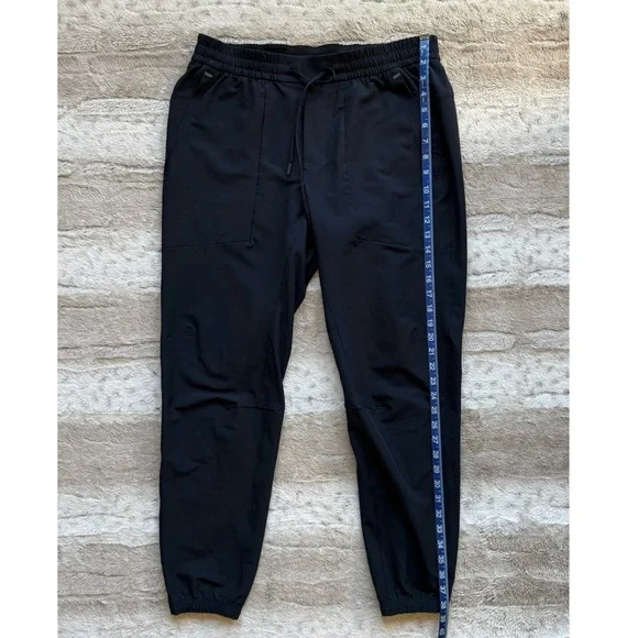 Lululemon License to Train Jogger in True Navy Size L - Picture 7 of 15